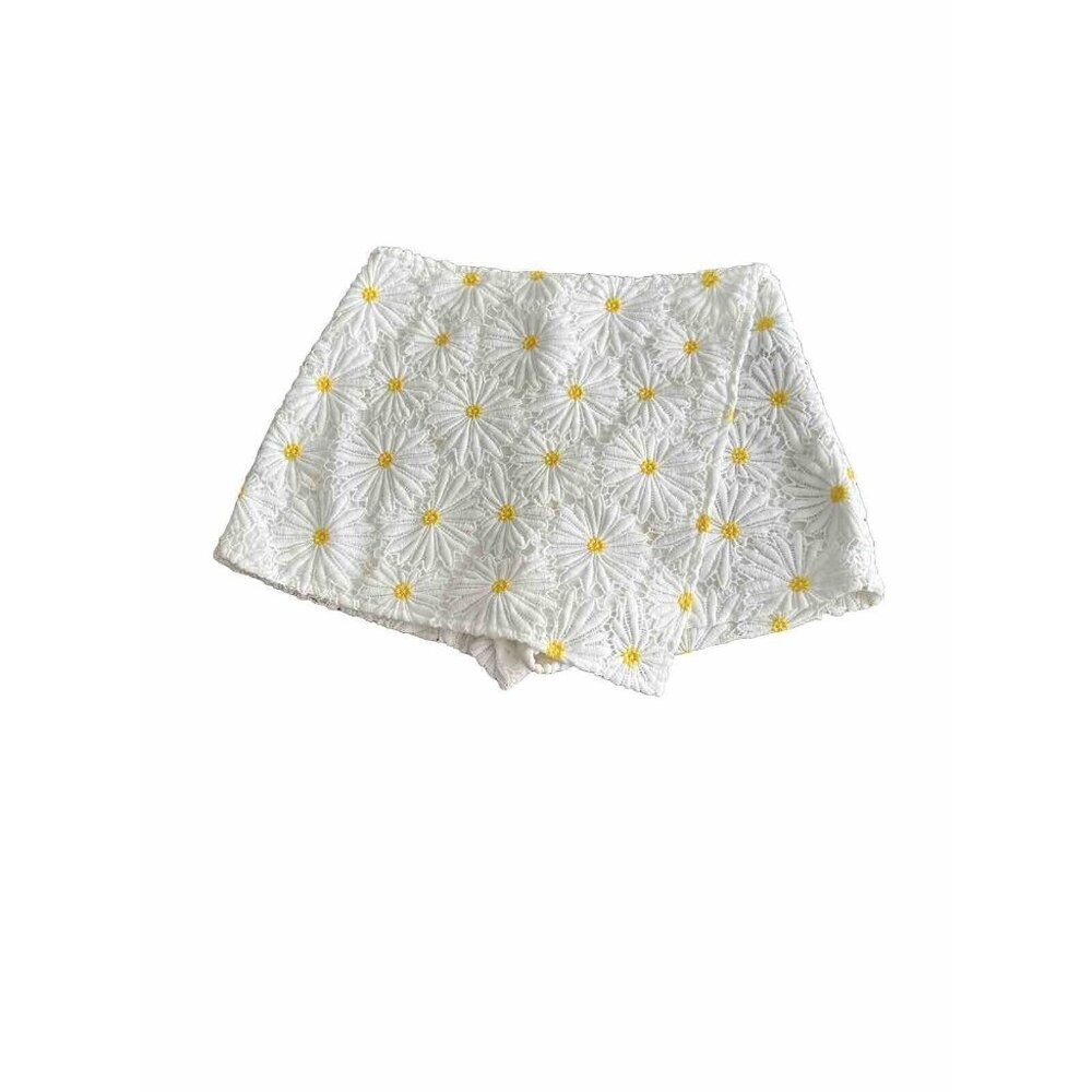 Forever 21 Floral Crochet Lace White Zip Faux Wrap Skirt Skort Size Small - Picture 3 of 10